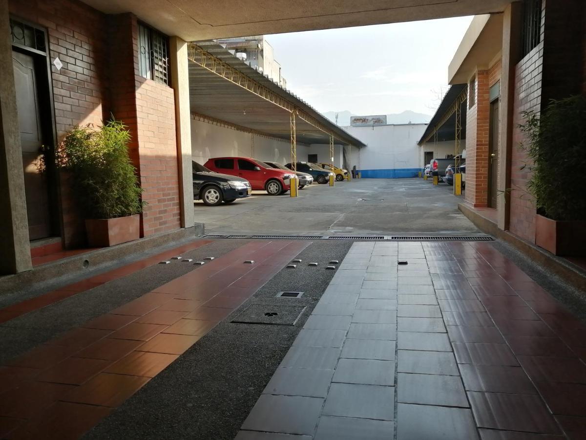 La Posada Del Viajero Ibagué Zewnętrze zdjęcie